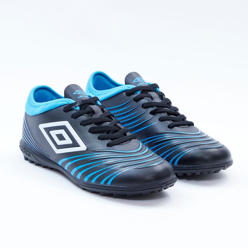 Zapato-De-Futbol-Toccare-3-Umbro-|-Coliseum-Chile